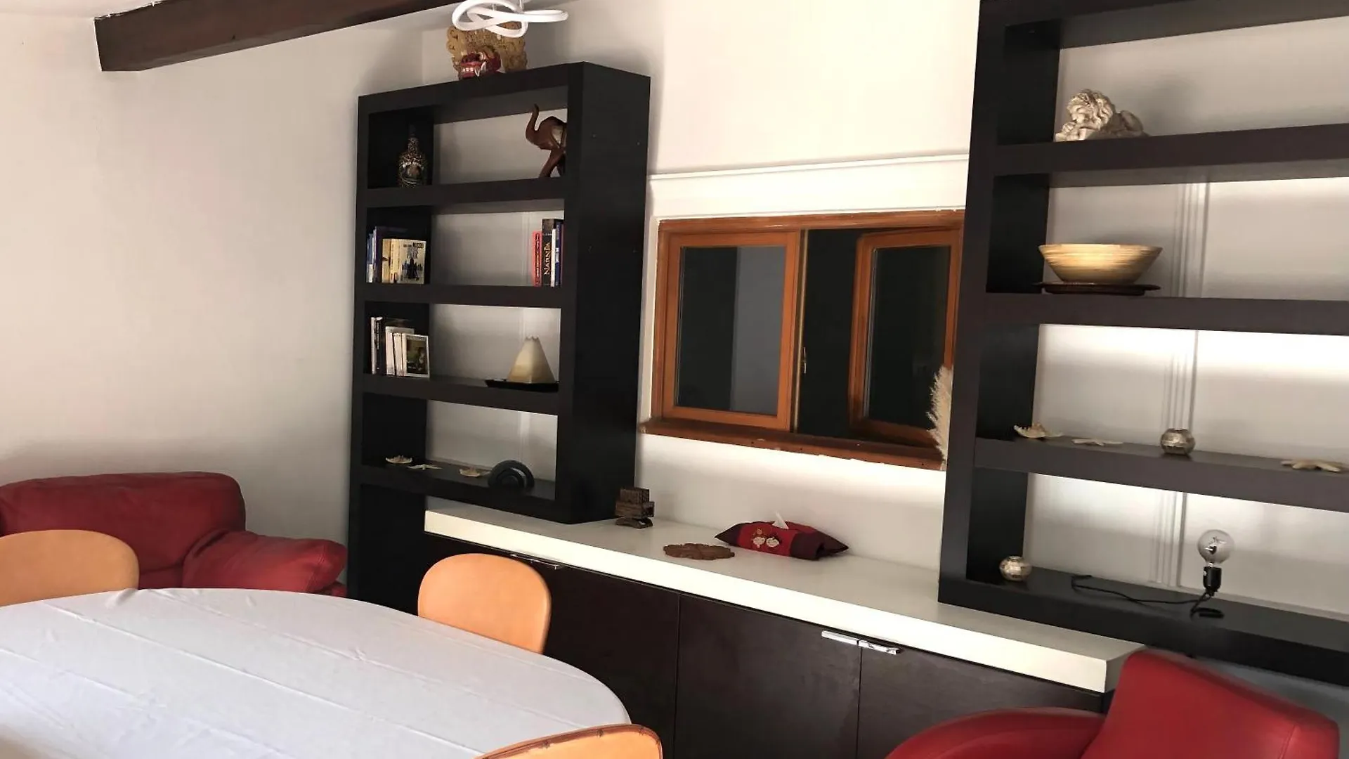 Holiday home Casa Terra Rossa Le Confort Creatif Au Coeur De Marseille France