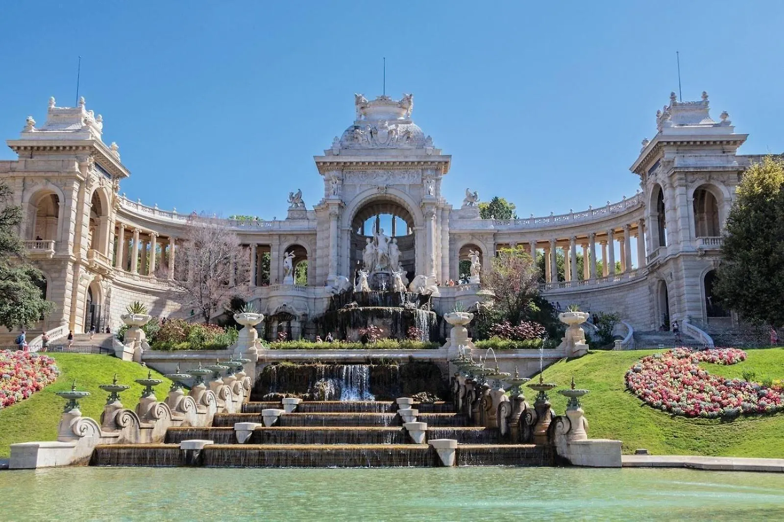 Casa Terra Rossa Le Confort Creatif Au Coeur De Marseille